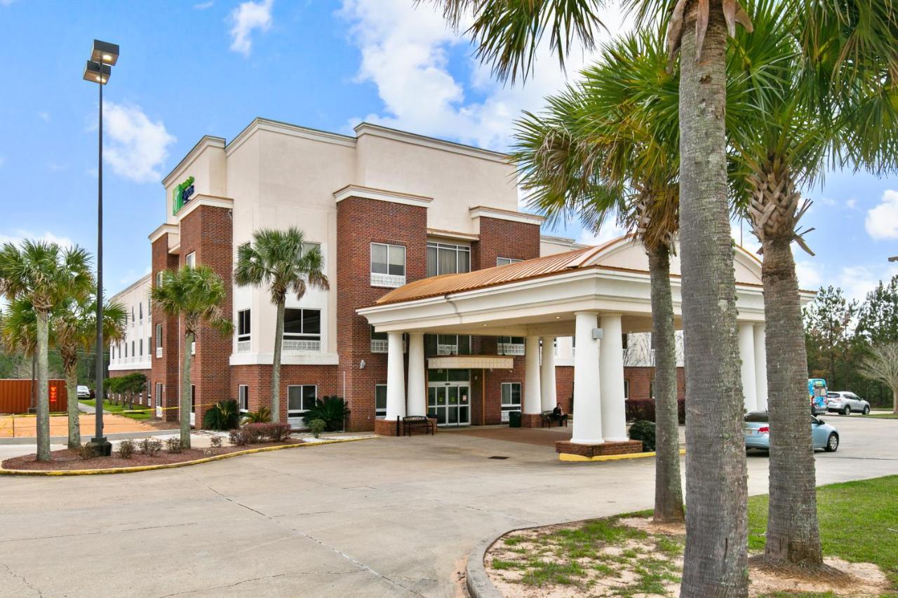Holiday Inn Express Hotel & Suites Lucedale By Ihg Esterno foto