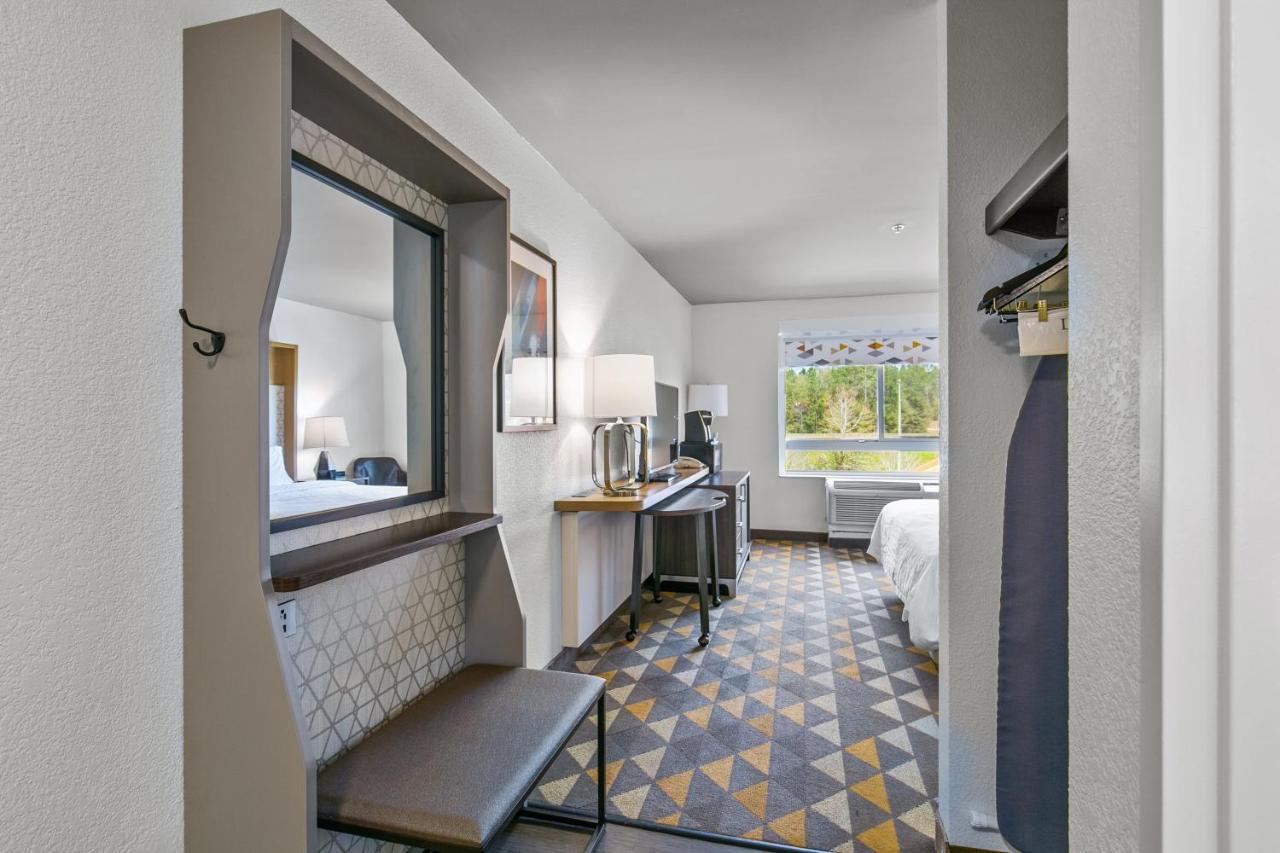 Holiday Inn Express Hotel & Suites Lucedale By Ihg Esterno foto