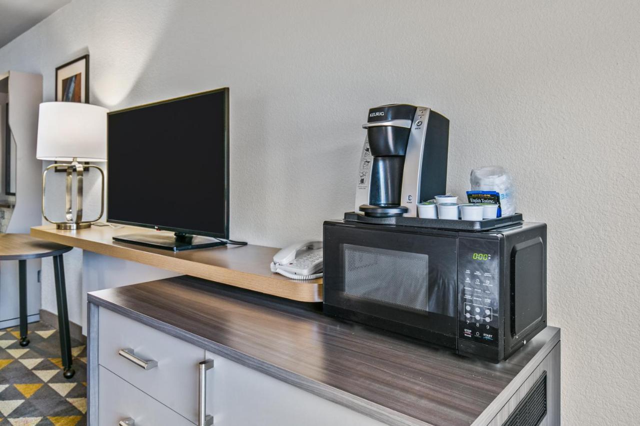Holiday Inn Express Hotel & Suites Lucedale By Ihg Esterno foto