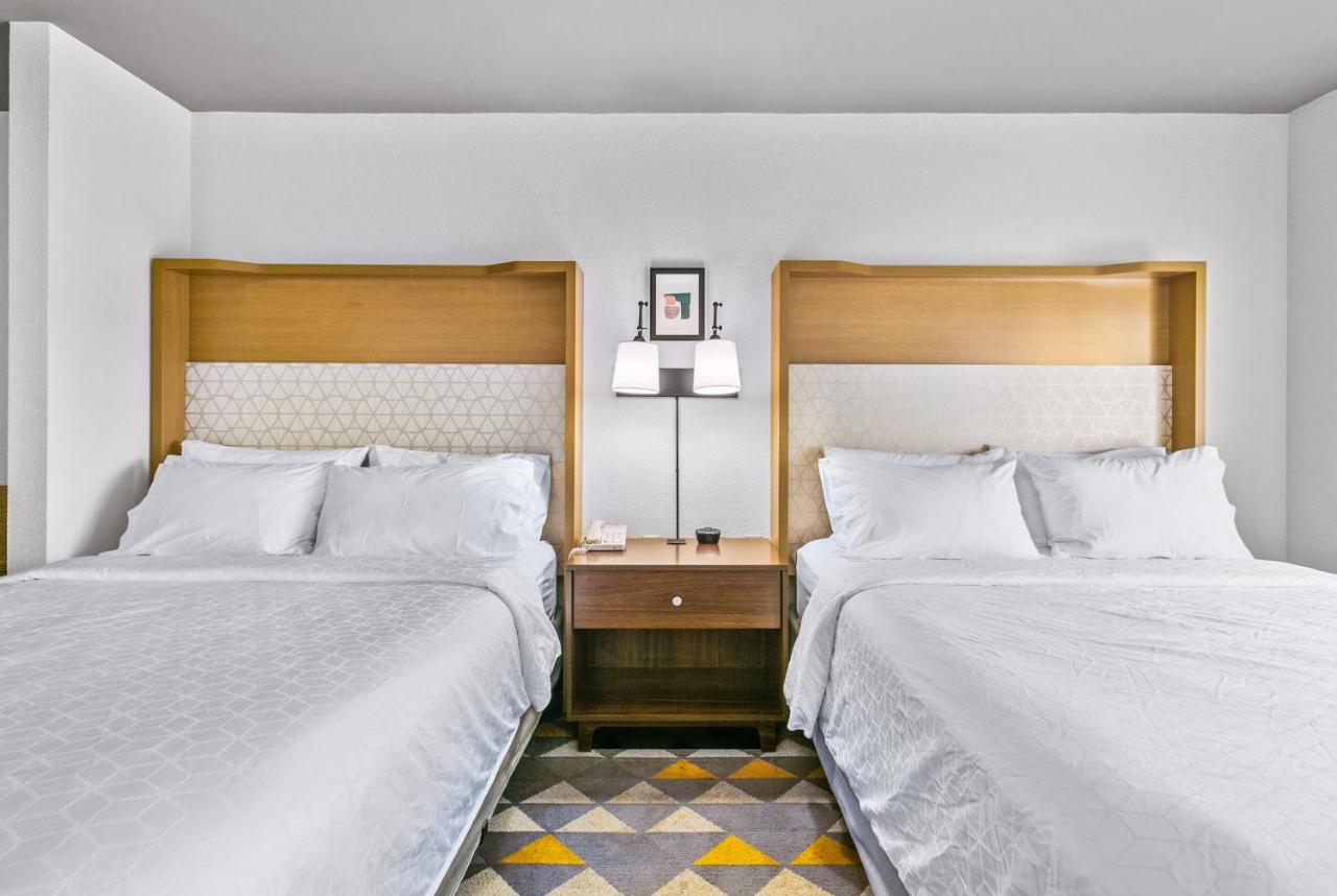 Holiday Inn Express Hotel & Suites Lucedale By Ihg Esterno foto