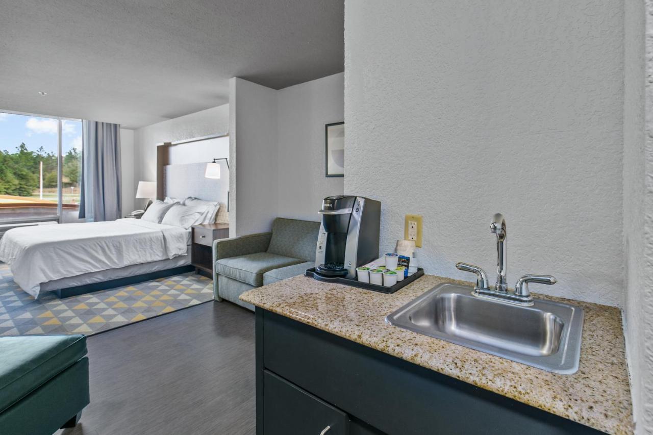 Holiday Inn Express Hotel & Suites Lucedale By Ihg Esterno foto