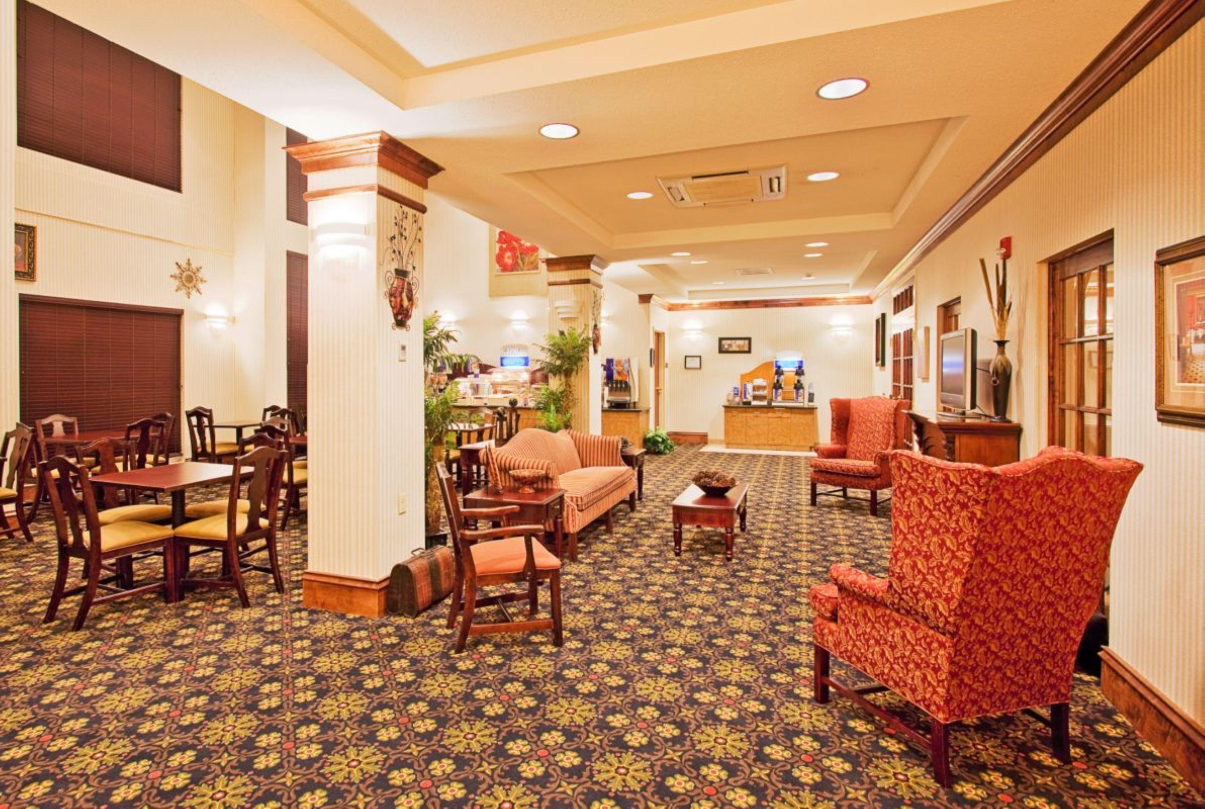 Holiday Inn Express Hotel & Suites Lucedale By Ihg Esterno foto