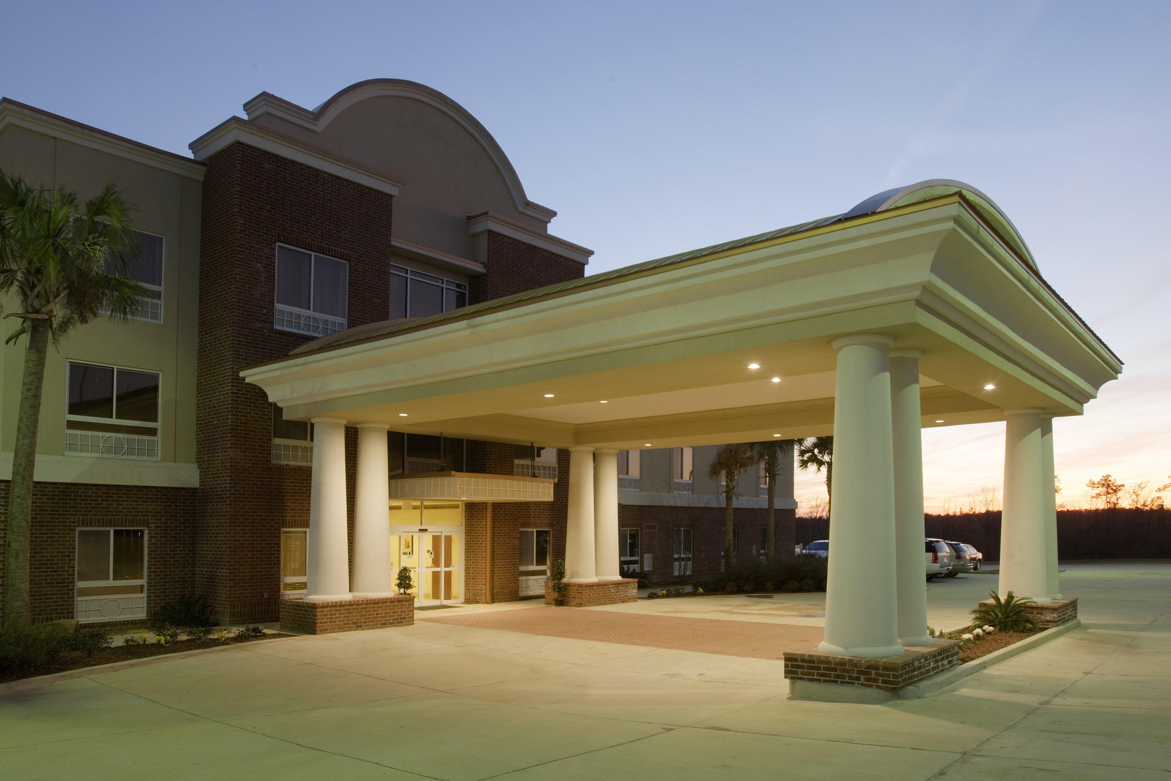 Holiday Inn Express Hotel & Suites Lucedale By Ihg Esterno foto