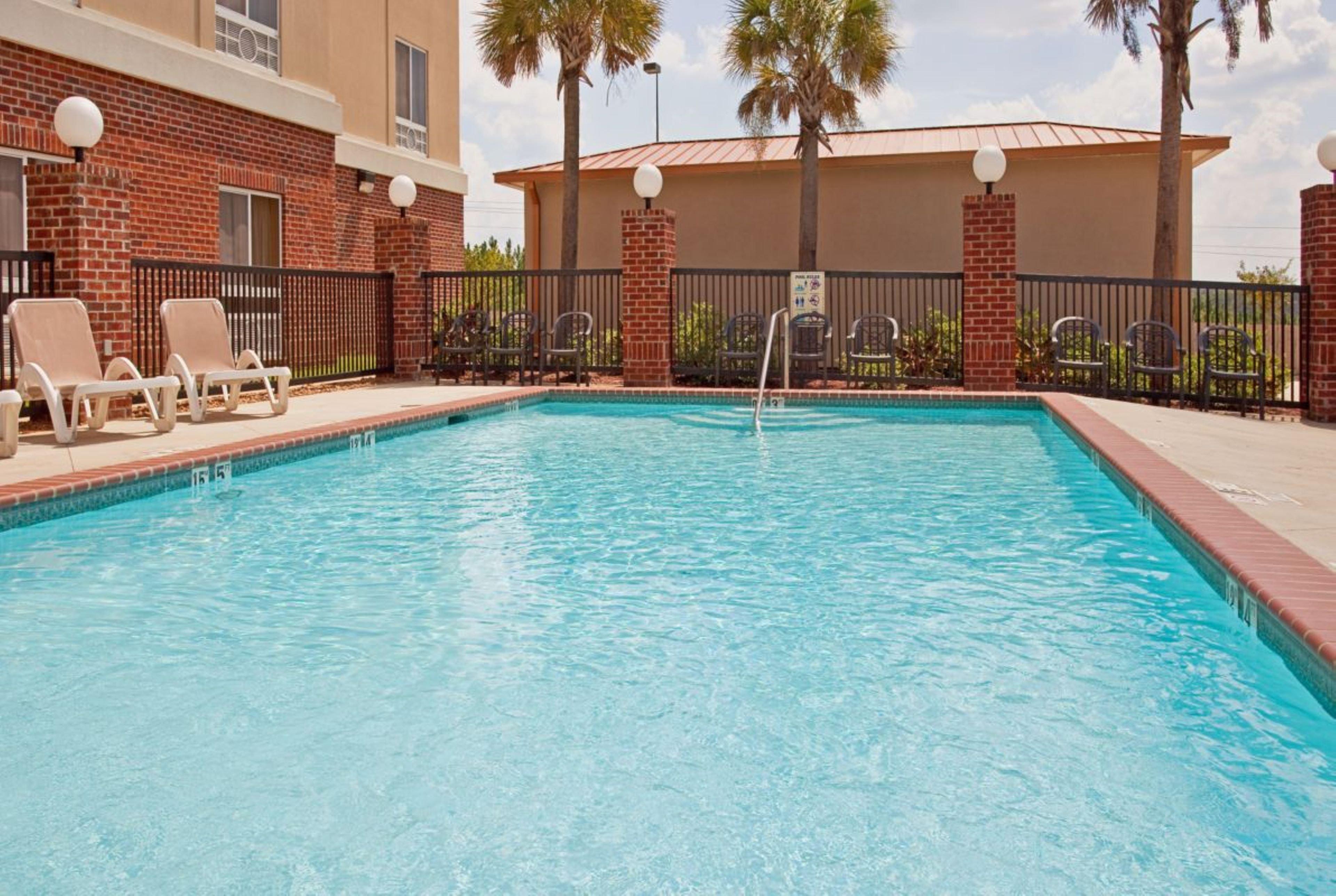 Holiday Inn Express Hotel & Suites Lucedale By Ihg Esterno foto